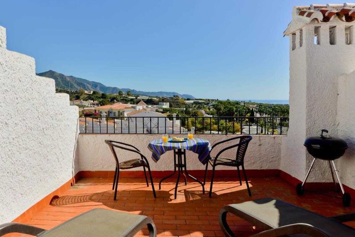 Capistrano Pueblo Apartment Nerja Exterior photo